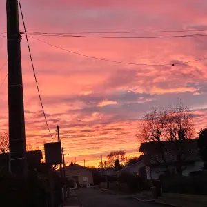 Baby sitter sur libourne disponible 