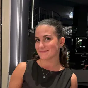 Addetta alle pulizie precisa e veloce per lavori occasionali