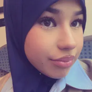 Baby-sitter expérimentée, disponible immédiatement