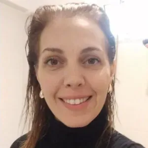 Empregada de limpeza doméstica 