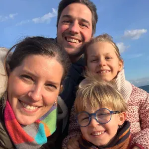 Je recherche une nounou/nanny