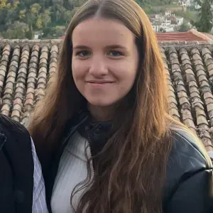 Canguro en Algeciras cariñosa, responsable y de confianza 