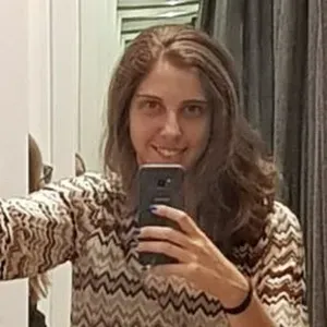 Empregada doméstica (casa e quintal)