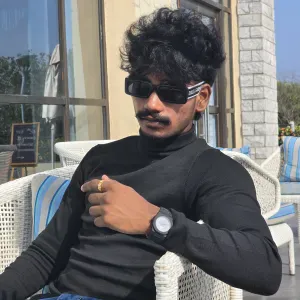 Professional babysitter looking for a job 