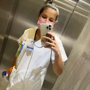 je recherche une assistante maternelle