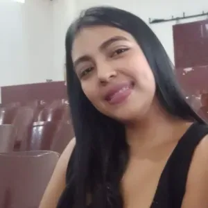 Cuidadora de niños en Gijón