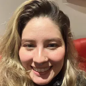 🐾 Loving and Experienced Pet Care with María José