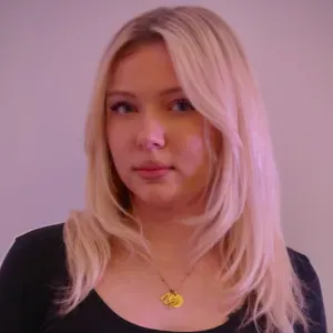 Baby-sitter expérimentée à Croix 