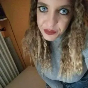 Cerco donna e collaboratrice domestica