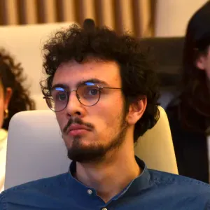 Babysitter expérimenté à Paris