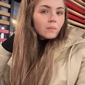 Baby-sitter disponible à Lausanne
