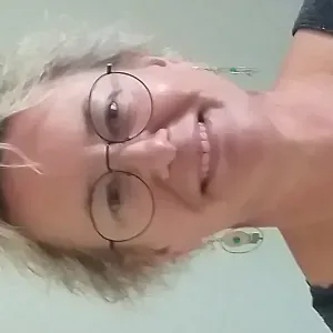 Nounou a domicile des parents ,cherche enfants à  garder.