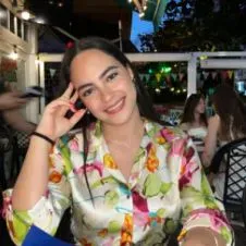 Baby-sitter expérimentée à Paris 