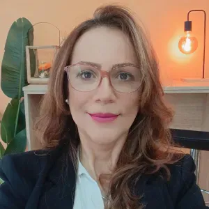 Cuidadora de Idosos/Apoio domiciliário Caldas e Região