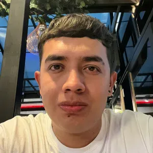 Canguro n Sevilla con experiencia 