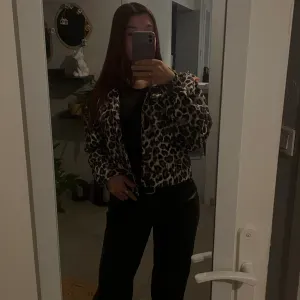 Baby-sitter tarbes garde d'enfant 