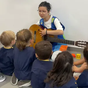 Nova em babysitter procurando um emprego 