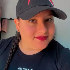 Puntual, honesta , y con muchas ganas de laboral