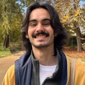 Je suis proche du jardin public 