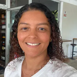 Amor em primeiro lugar! Depois as  diversões .