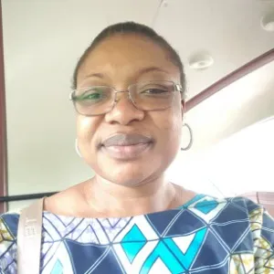 je suis assistante maternelle je dispose de 4 place