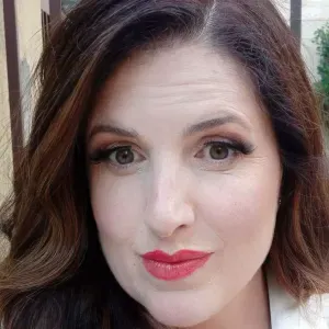 Cerco lavoro come addetta alle pulizie 