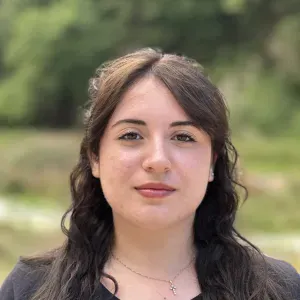 Babysitter con formazione socio-educativa