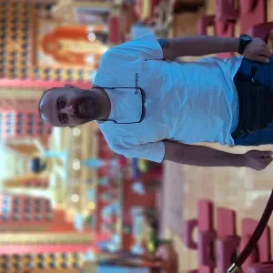 Chef professionnel, jardinier et femme de ménage 