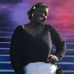 Baby-sitter sur Paris a temps partielle . 