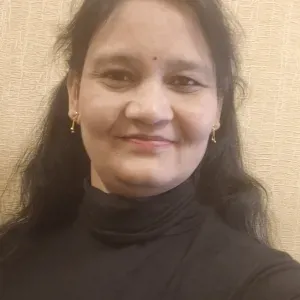 English tutor in Vilnius to teach students above 11 years