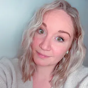Bonjour, je m'appelle Cassandre 
