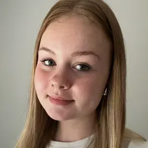 Baby-sitter expérimenté à Saumur !