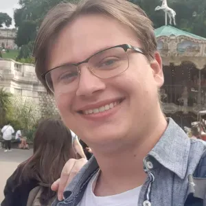 Etudiant ingénieur donne des cours de maths / physique