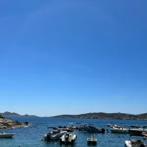 Je recherche un homme de ménage 