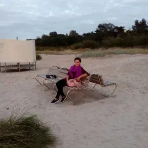 Ieskau aukles darbo nuo 7.00 iki 18.00