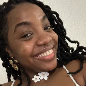 Baby-sitter sérieuse et expérimentée sur Troyes