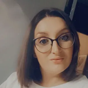 Baby sitter, aide ménagère expérience 5 ans 