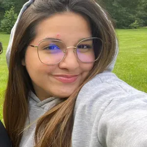 Cuidadora infantil en Murcia con experiencia