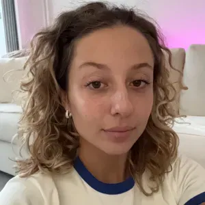 Baby-sitter expérimentée pour vos trésors 