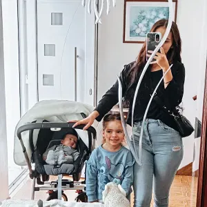 Procuro uma babysitter perto de mim