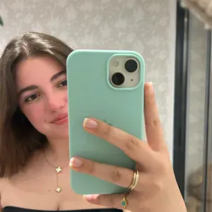 Procuro trabalho como babysitter de cães em Faro