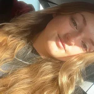 Baby-sitter expérimentée et douce ! 