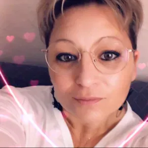 Femme de menage sur les villes sœurs
