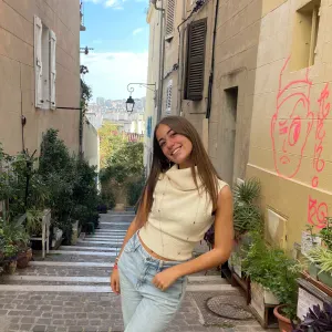 Baby-sitter Lycéenne Aix en provence 