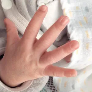 Recherche d'une baby sitter en or pour mon fils