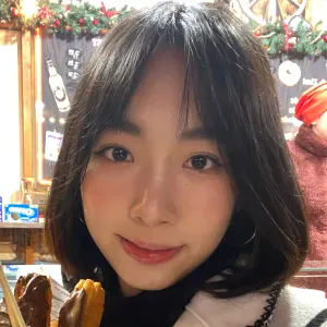 Your lovely and trustworthy dog/cat sitter