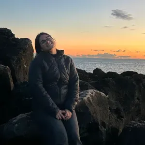 Dar explicações e ajudar nos trabalhos de casa 