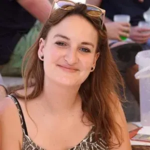 Disponible pour du baby-sitting, dynamique et sérieuse !