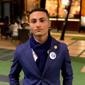 Cerchiamo un addetto alle pulizie per l'hotel.