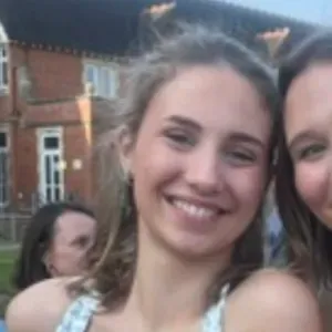 Experienced babysitter in Leeds